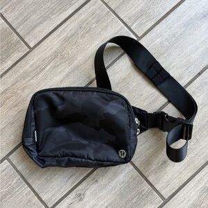 Lululemon large belt bag